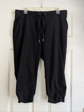 ​Calvin Klein Performance Black Ruched Capri Joggers Size XL